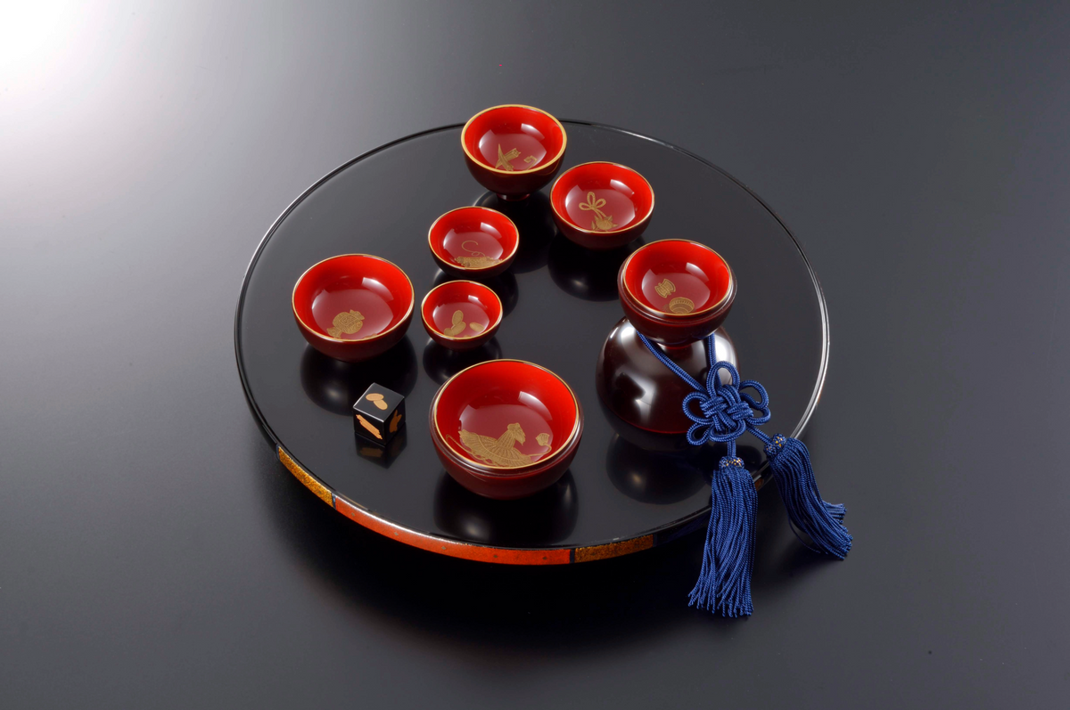 ひさご型酒器と盤