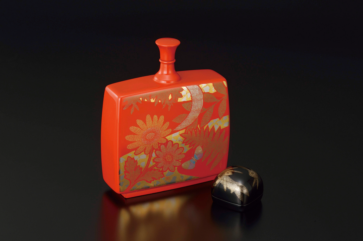 瓶子と香合
