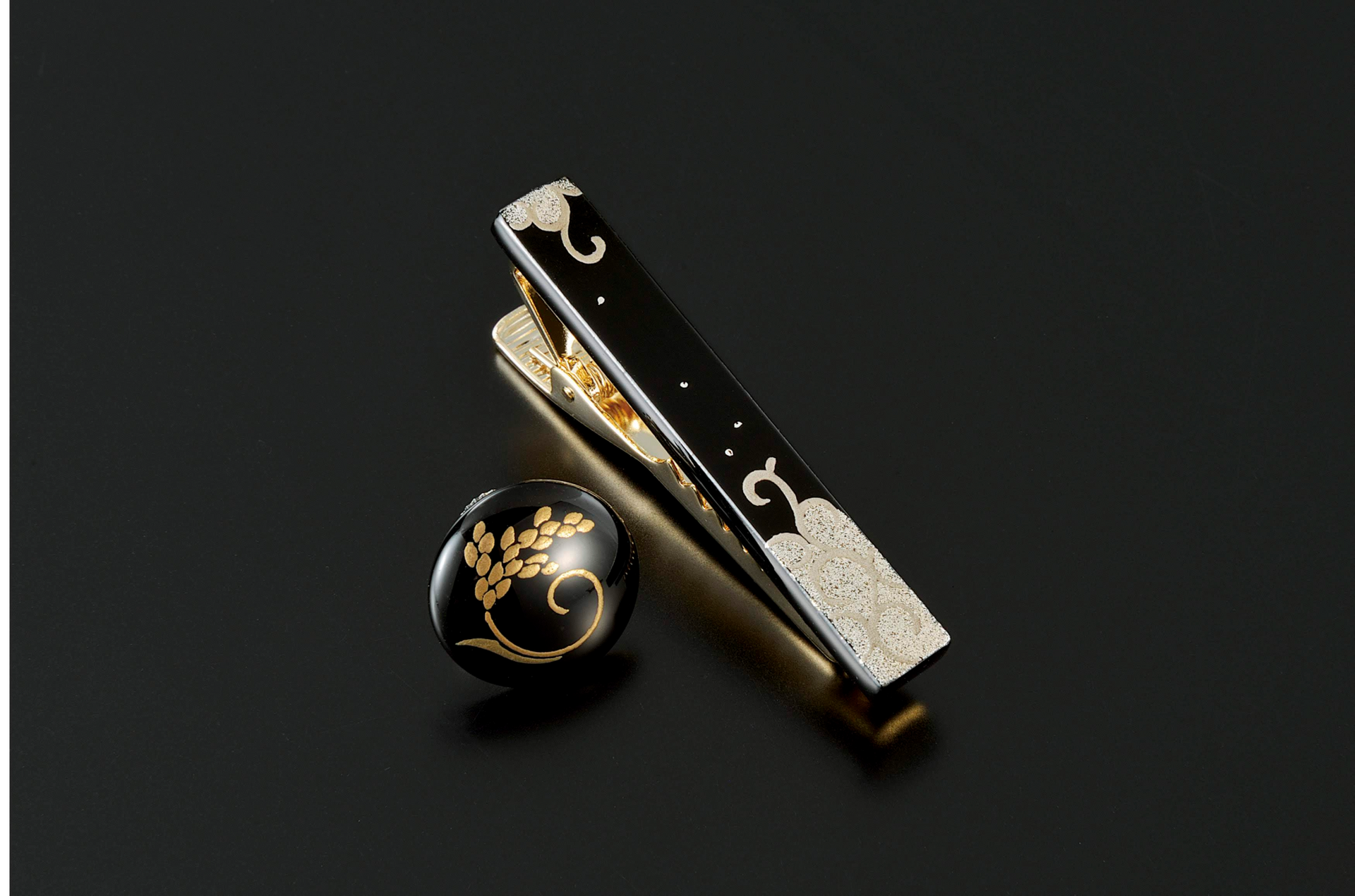 ピンバッジとネクタイピン – THE WAJIMA